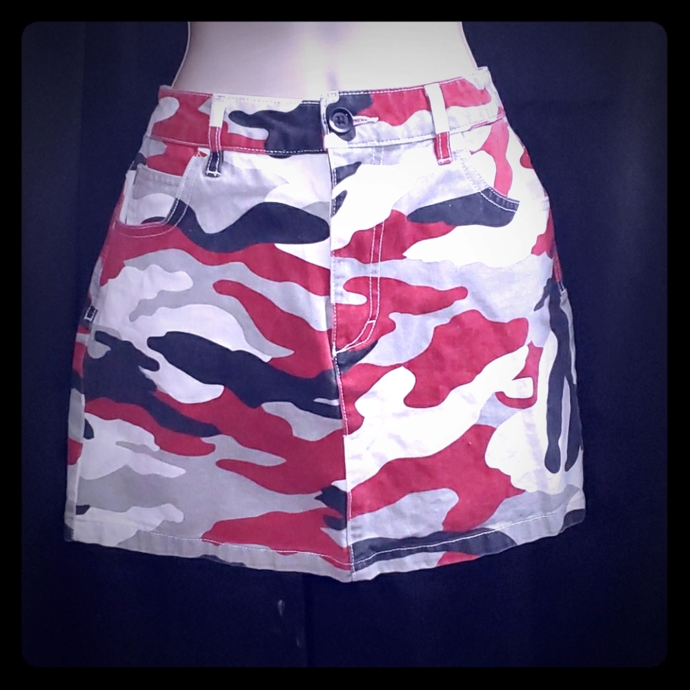 Red, white and blue camouflage skirt